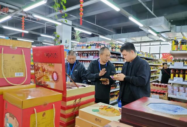 沾益區市場監管局聚焦三個重點開展國慶中秋食品安全專項檢查 食品集中加工環節成關鍵突破口